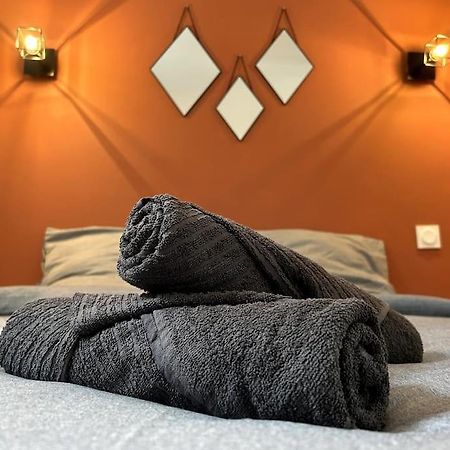 Logement Neuf - Proximite Centre Bourges Dış mekan fotoğraf